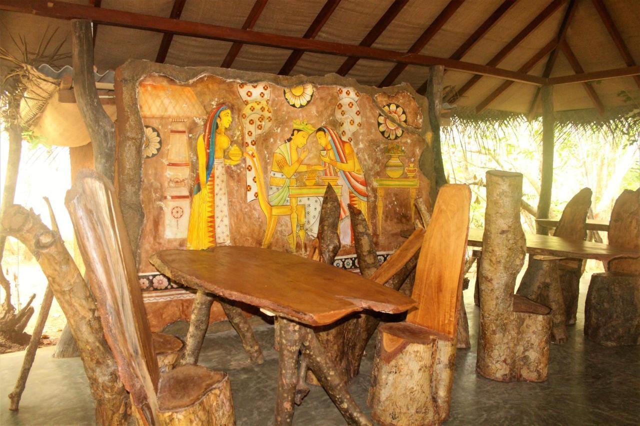 ホテル Mahagedara Wellness Retreat Avudangawa エクステリア 写真